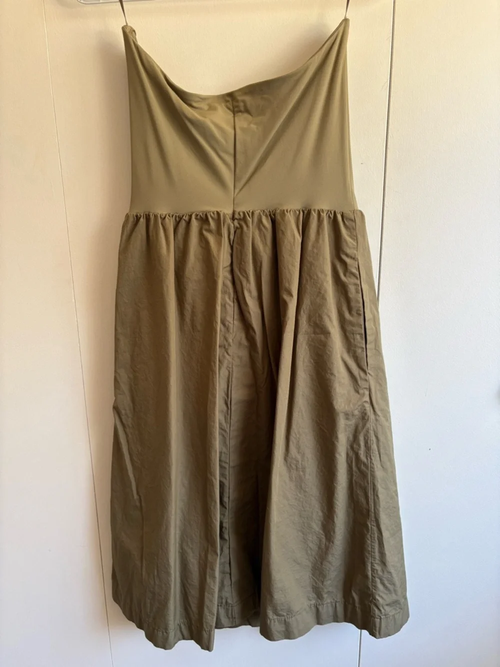 Aritzia Babaton Fluid Dress - sundried olive - Picture 4 of 8